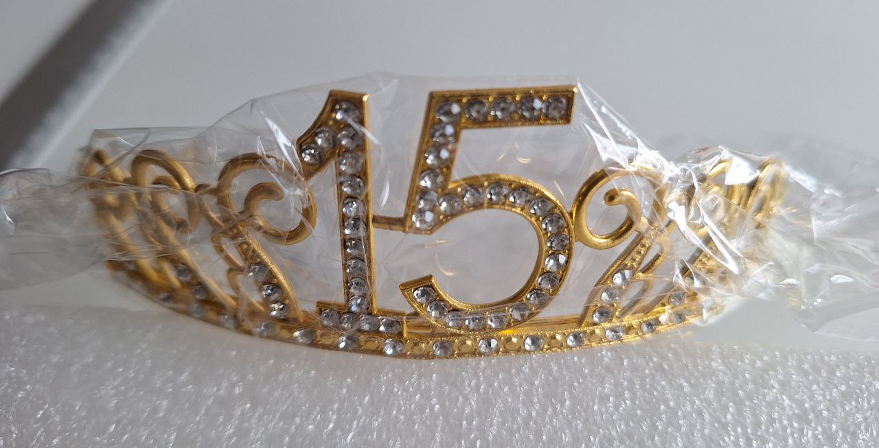 Corona de 15 años (paq con 12) 1