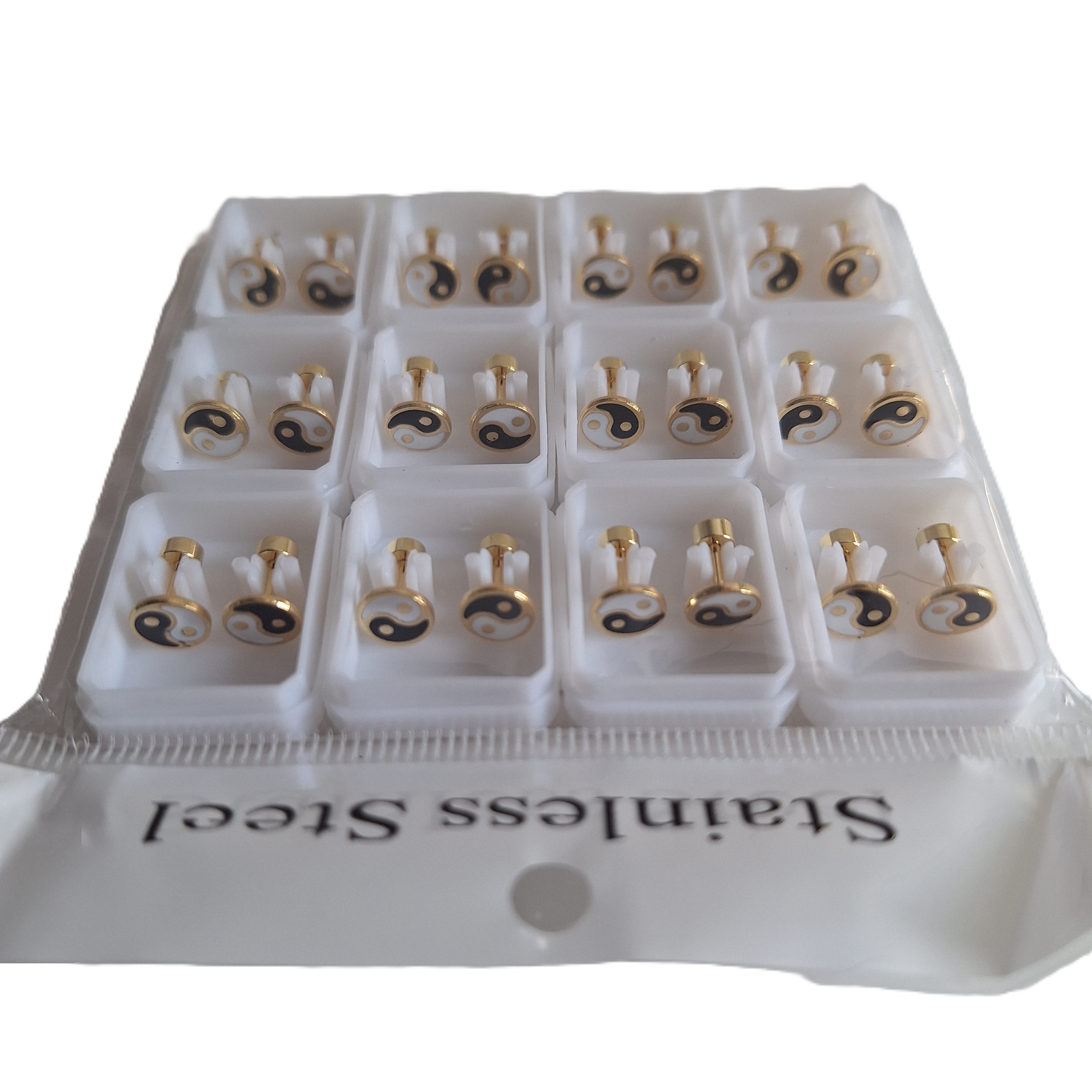 Arete en caja plástica Yin y el Yang 2