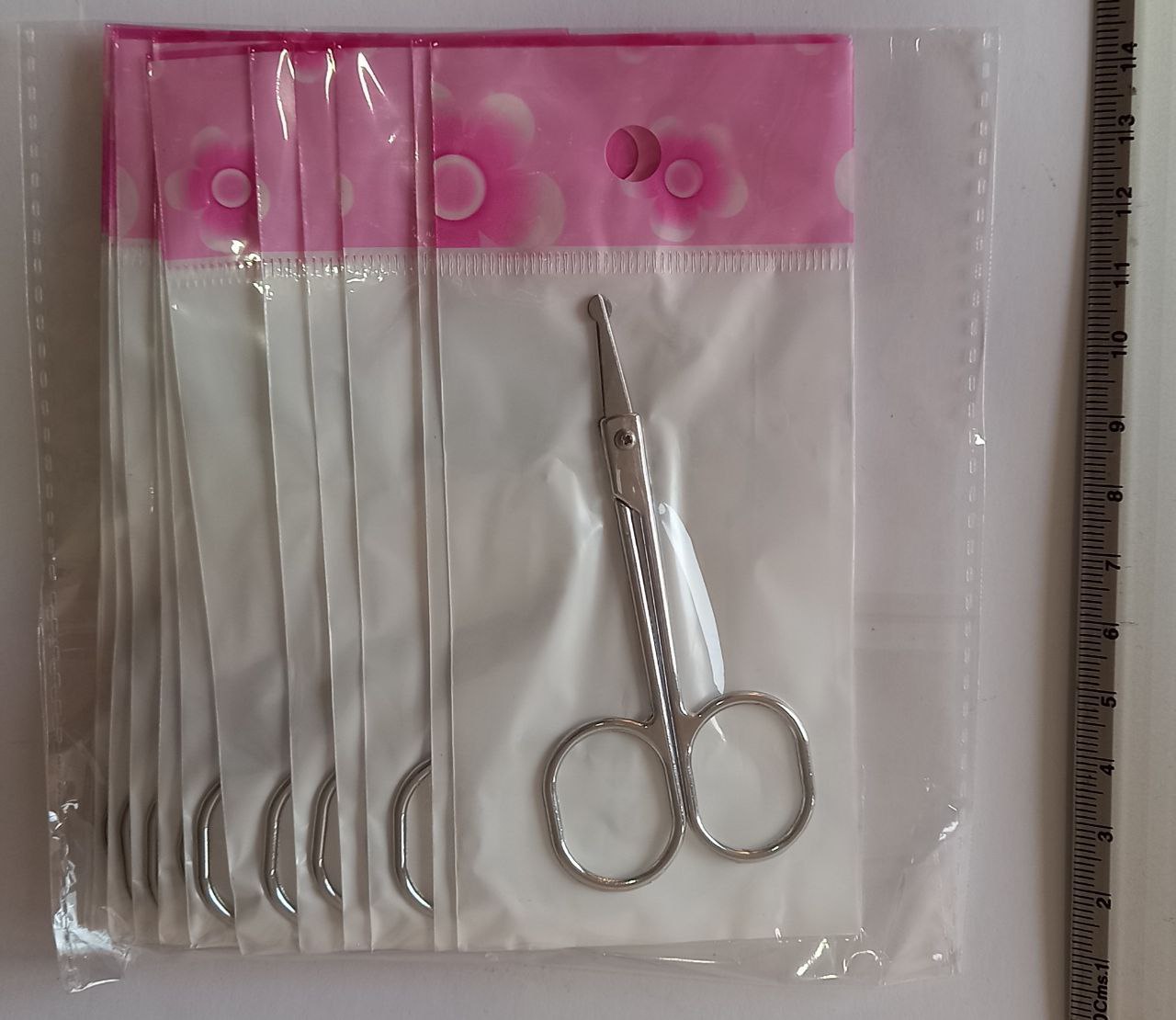 Tijera para la nariz 