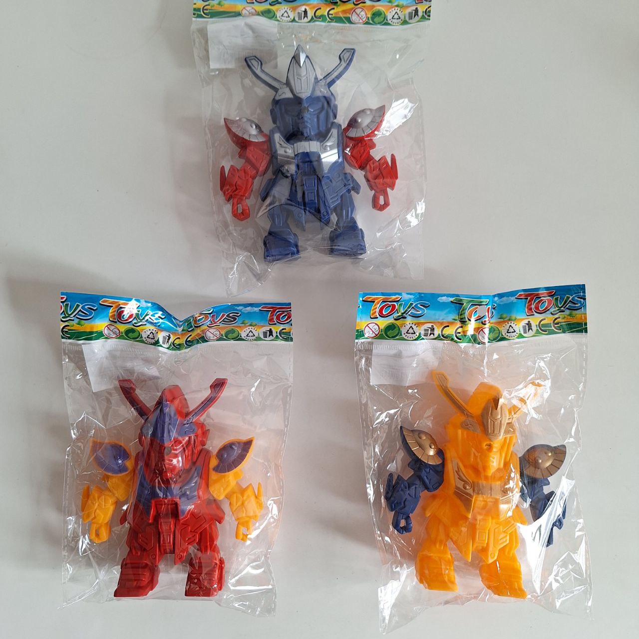 Robot con ojo de luz roja - Unidad