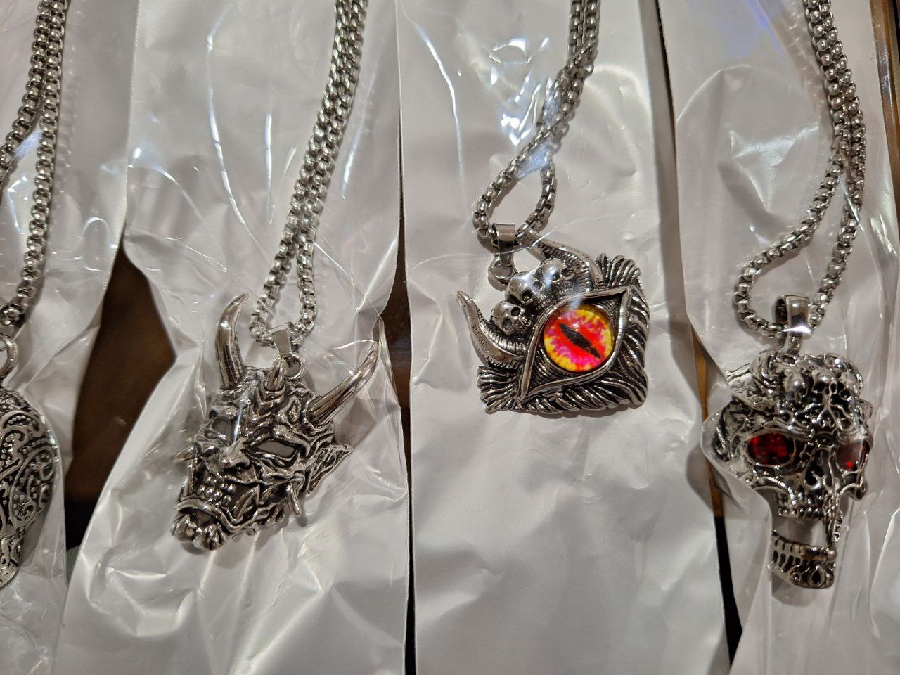 Collar con Calavera 3