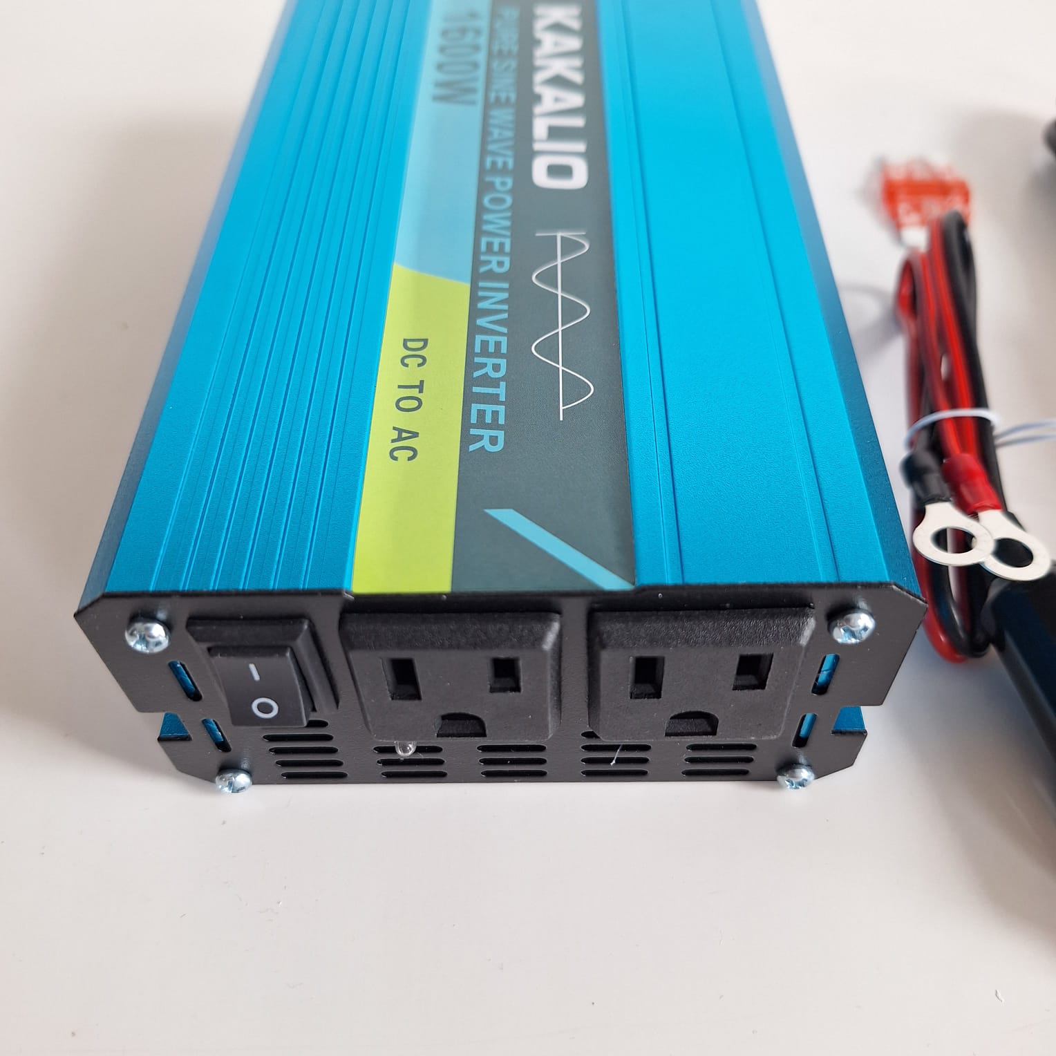 Convertidor de Corriente 12V/110V 2