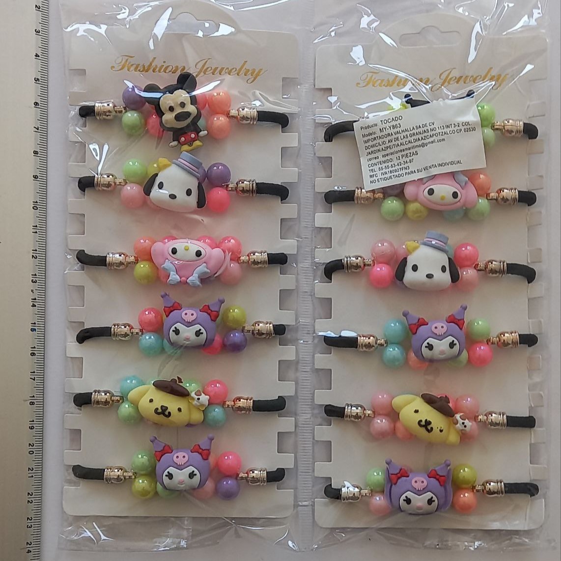 Felpa con muñequitos