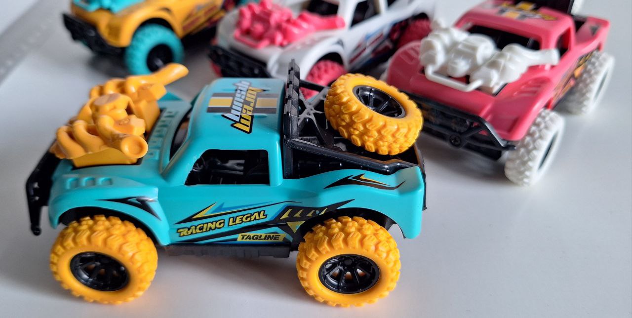 Carro todo terreno con nariz de bala